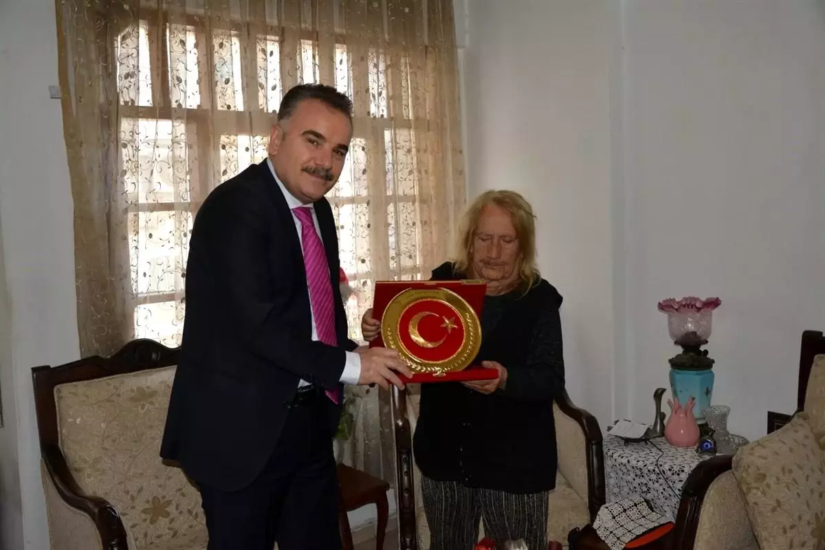 Kaymakam'dan Hayırsever Kıyakoğlu'na Ziyaret