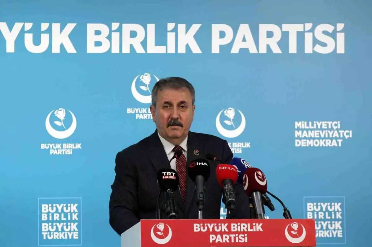 BBP Genel Başkanı Destici: "Bizim yerimiz net bir şekilde Pakistan'ın yanıdır"