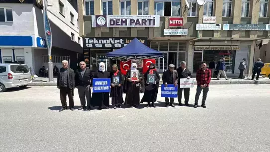 Muş'ta Ailelerin Evlat Nöbeti 195. Haftasında