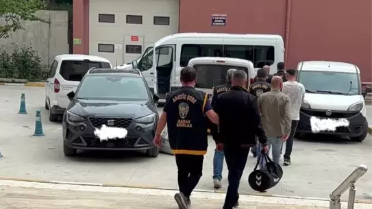 Manisa'da 24 Aranan Şahıs Yakalandı