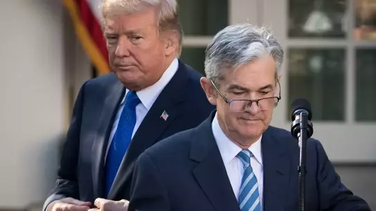 Fed Başkanı Powell'dan tarife uyarısı