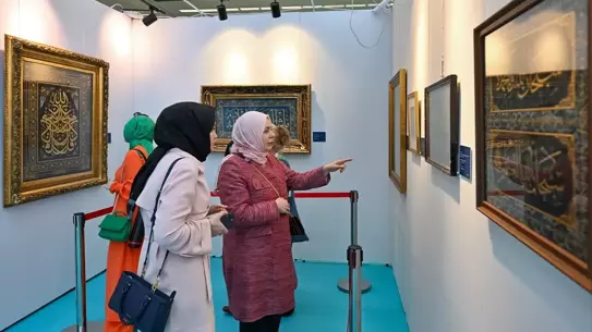 Uluslararası İslam Sanatları Fuarı'nda Hüsn-ü Hat Sergisi