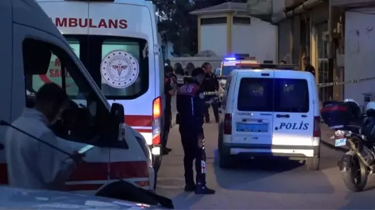 Kilis'te Park Yeri Kavgası: Baba ve Oğul Yaralı