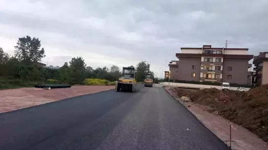 Kartepe'de Asfalt Çalışmaları Başladı