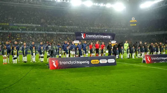 Fenerbahçe, Başakşehir ile Karşılaşıyor
