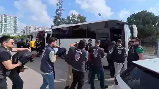 Adana'da Yasadışı Bahis Şebekesi Çökerildi