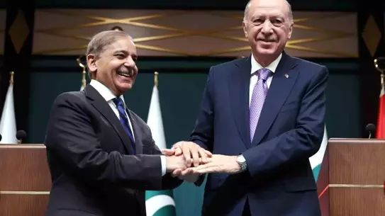 Pakistan Başbakanı Şerif'ten Cumhurbaşkanı Erdoğan'a teşekkür