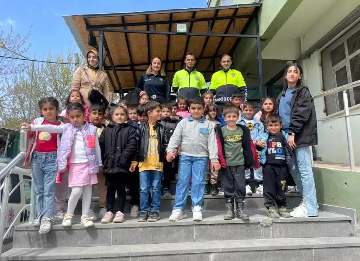 Miniklere Trafik Eğitimi