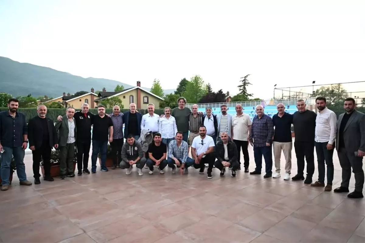 Kartepe'de Derbent Spor'a 50 Bin Liralık Destek