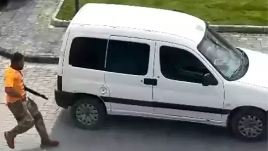 Edremit'te Tüfekli Saldırı: Hurdacı Ağır Yaralandı