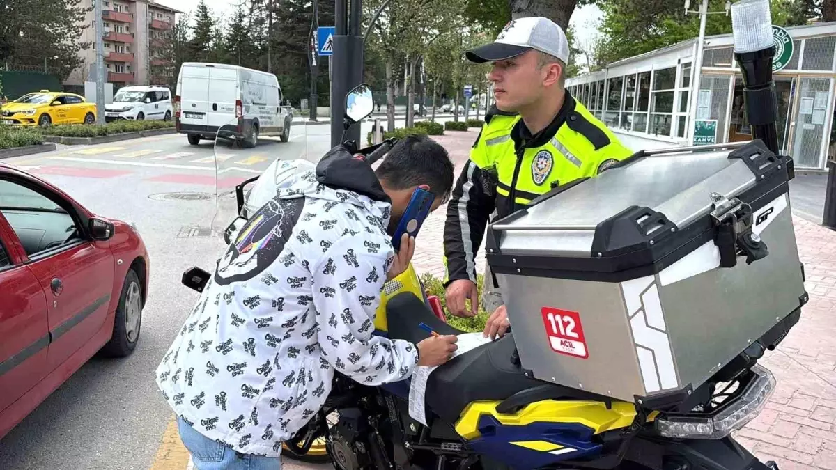 Bolu'da Sinyal Vermeyen 22 Araca Ceza