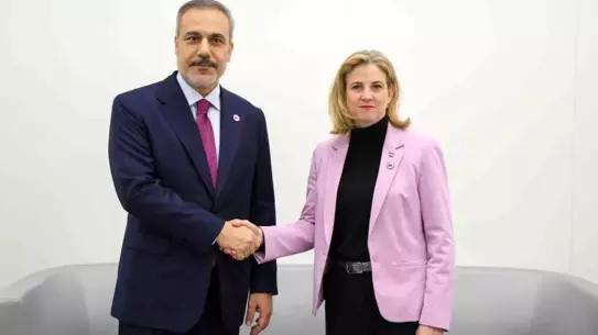 Fidan, Avusturya Bakanı ile Görüştü