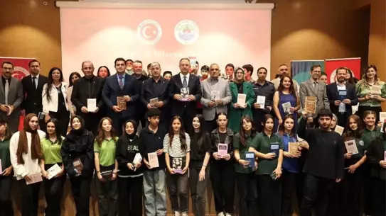 Dilovası'nda 'En Çok Okuyan' Projesi: 55 Bin Kitap Vatandaşlarla Buluştu