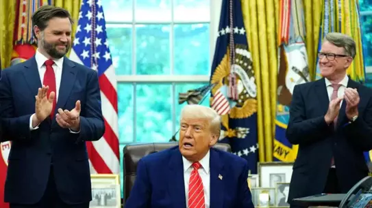 Trump'tan ABD-İngiltere Ticaret Anlaşması