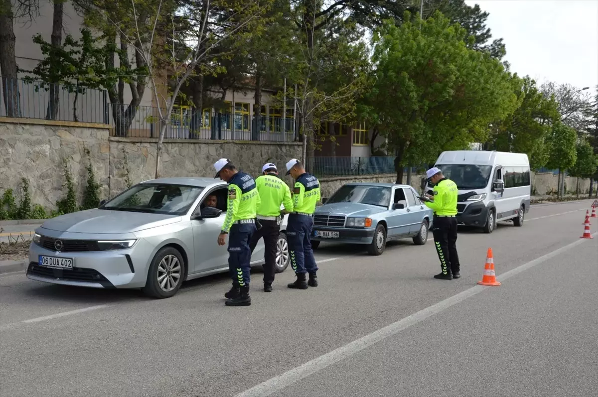 Sivrihisar'da Yaya Geçidi Farkındalık Etkinliği