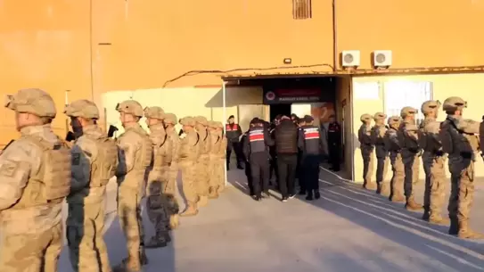 Çanakkale'de Tefeci Operasyonu: 9 Şüpheli Yakalandı