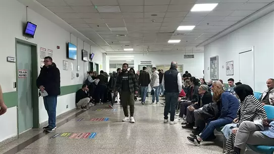 Tekkeköy'de Tavuk Zehirlenmesi: 213 İşçi Hastaneye Başvurdu
