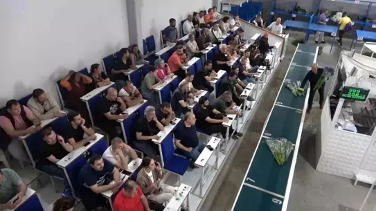 Yalova'da Anneler Günü Mezadı Hareketli