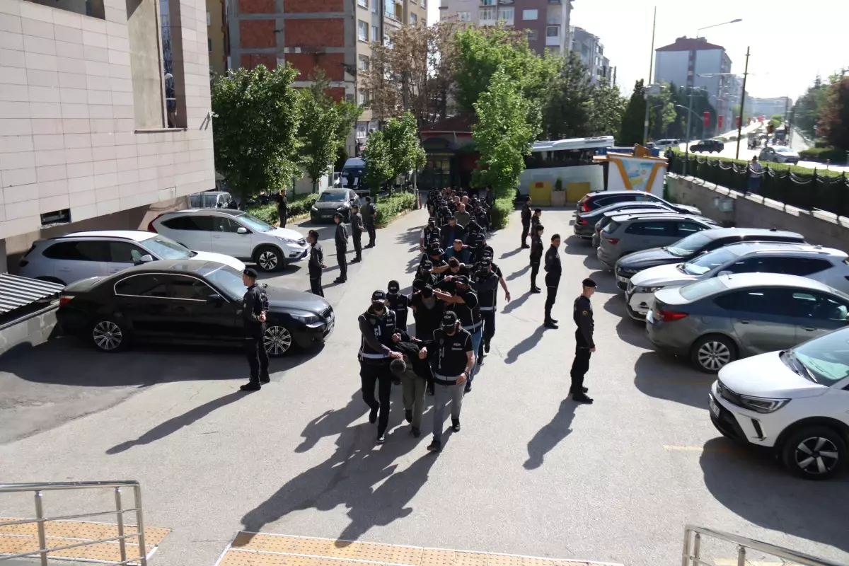 FETÖ'ye Finansman Sağlayan Maydonoz Döner Operasyonu
