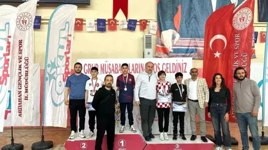 İspir'in Bilek Güreşi Zaferi