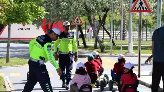 Aliağa'da Trafik Haftası Etkinlikleri