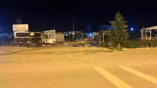 Afyonkarahisar'da Yıkım Kararı Üzerine Kavga: 5 Yaralı