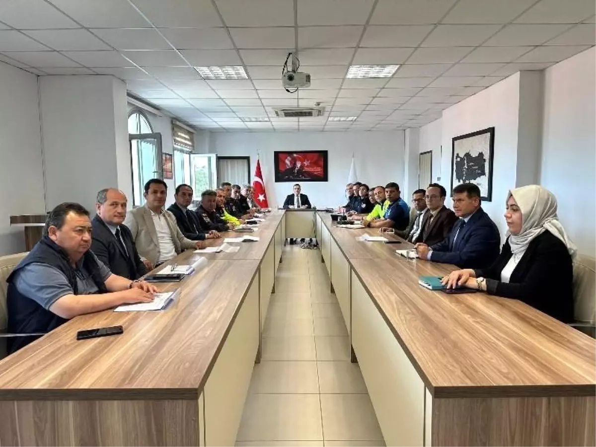 Burhaniye'de Güvenlik Danışma Kurulu Toplantısı Yapıldı