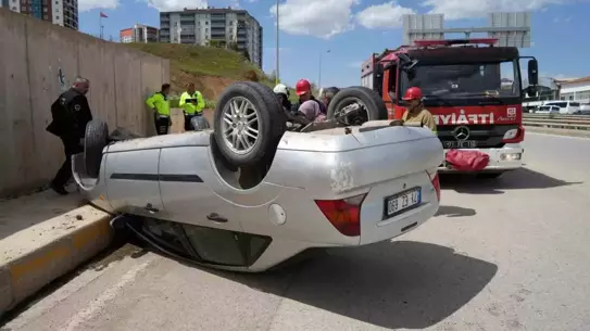Kırıkkale'de Takla Atan Otomobilde Bir Yaralı