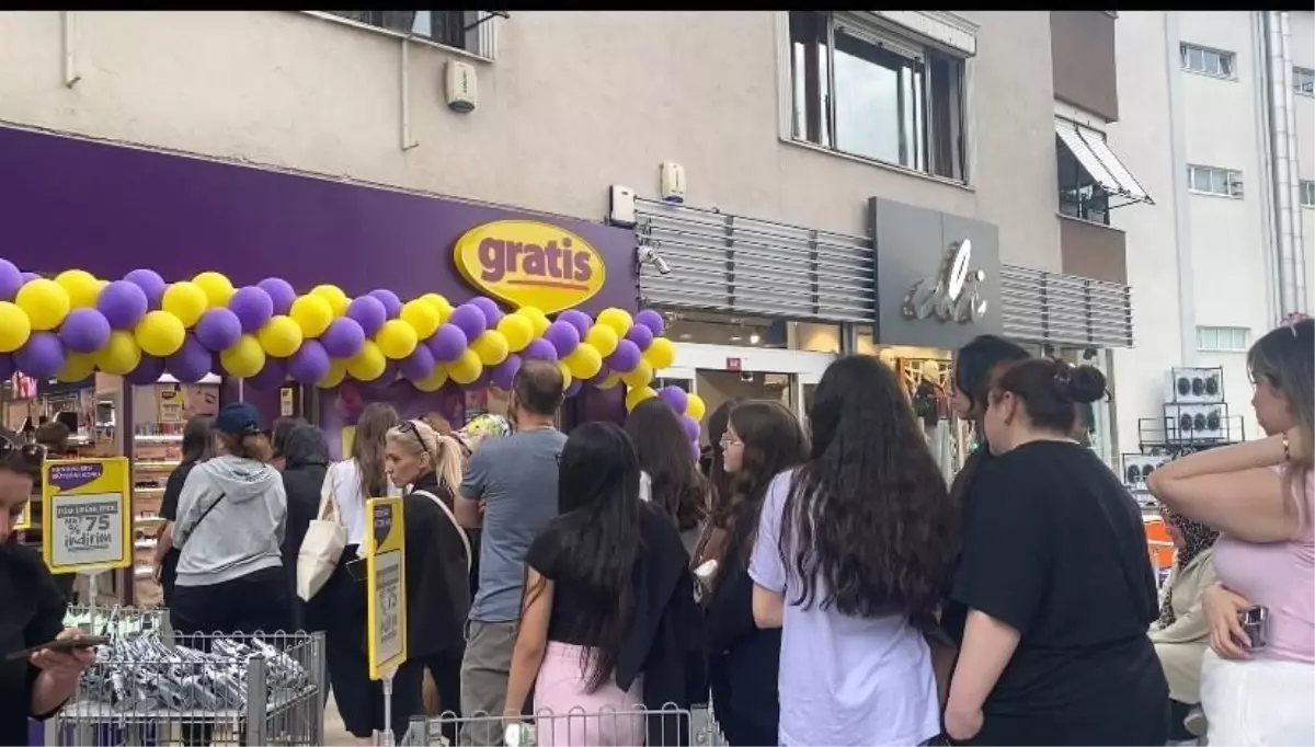 Gratis'ten Yüzde 75 İndirim Kampanyası