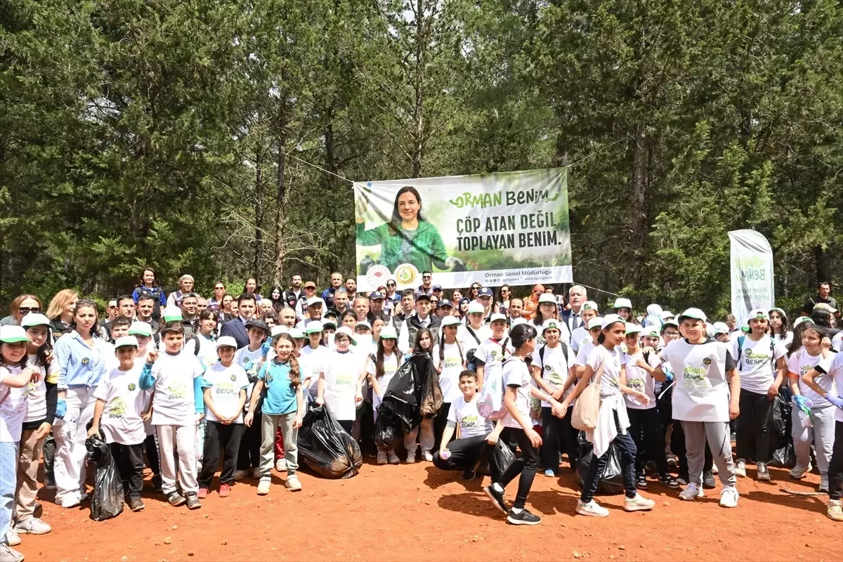 Antalya'da Orman Temizleme Etkinliği