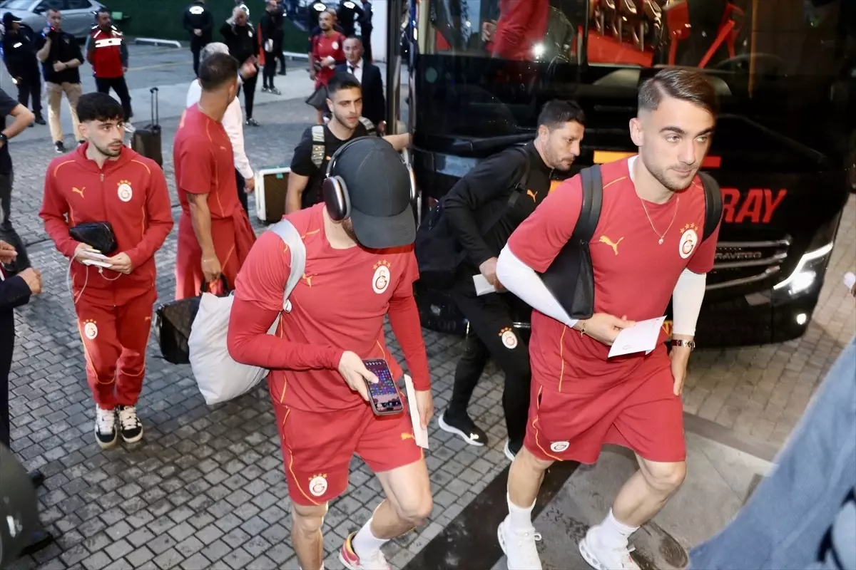 Galatasaray Trabzon'a Gitti