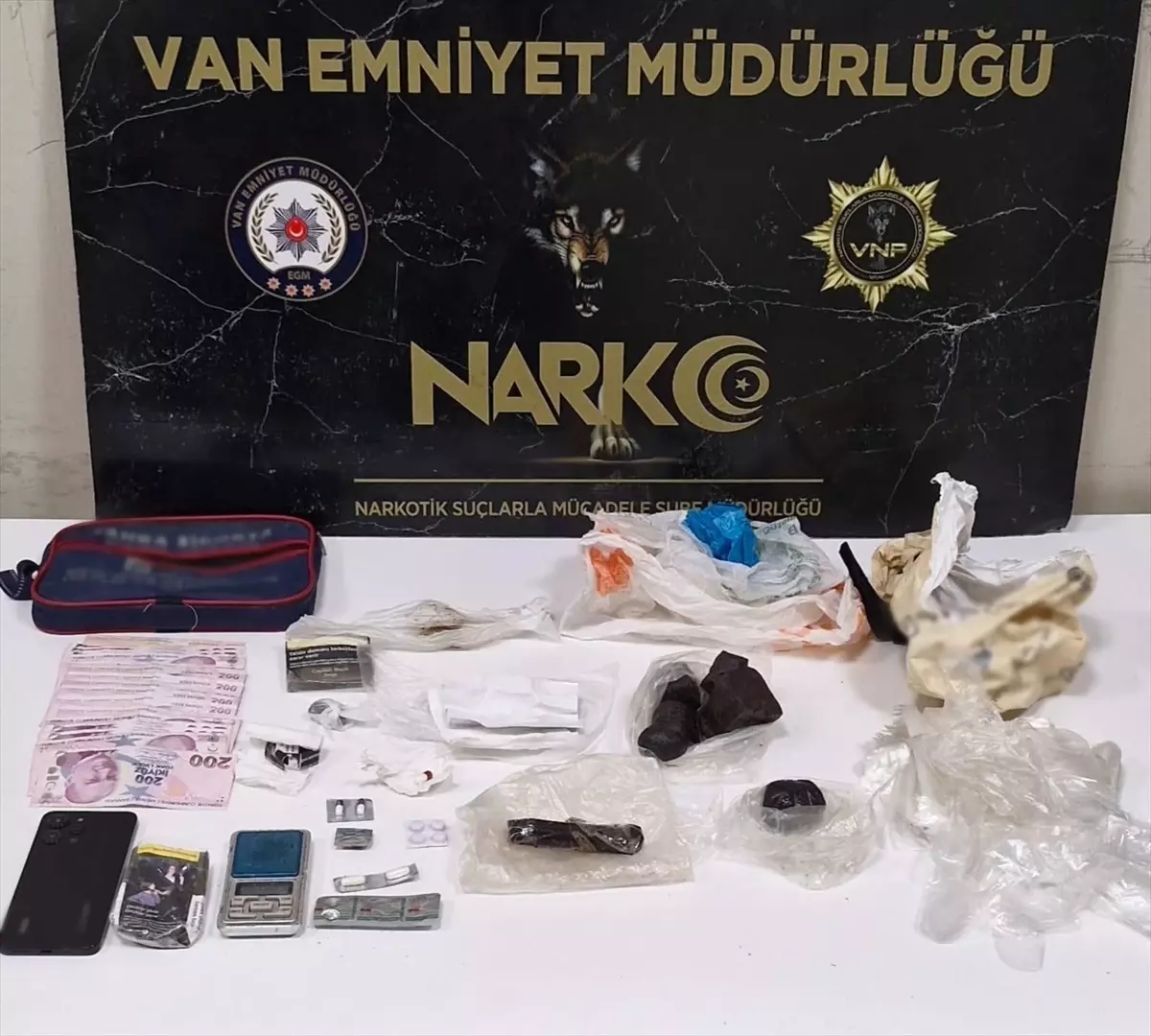 Van'da Uyuşturucu Operasyonu: 63 Gözaltı
