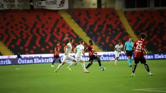 Gaziantep FK - Alanyaspor: İlk Yarı Golsüz Beraberlik