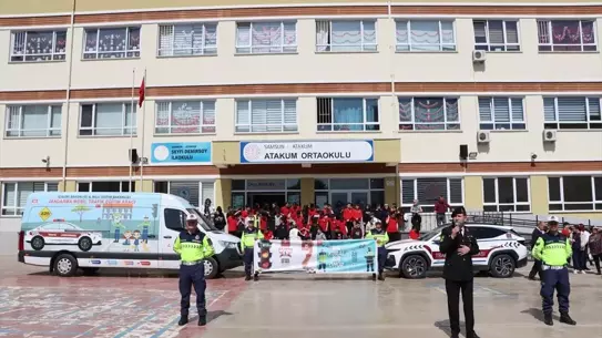 Jandarmadan Öğrencilere Trafik Eğitimi