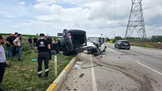 Afyonkarahisar'da Kaza: 9 Yaralı