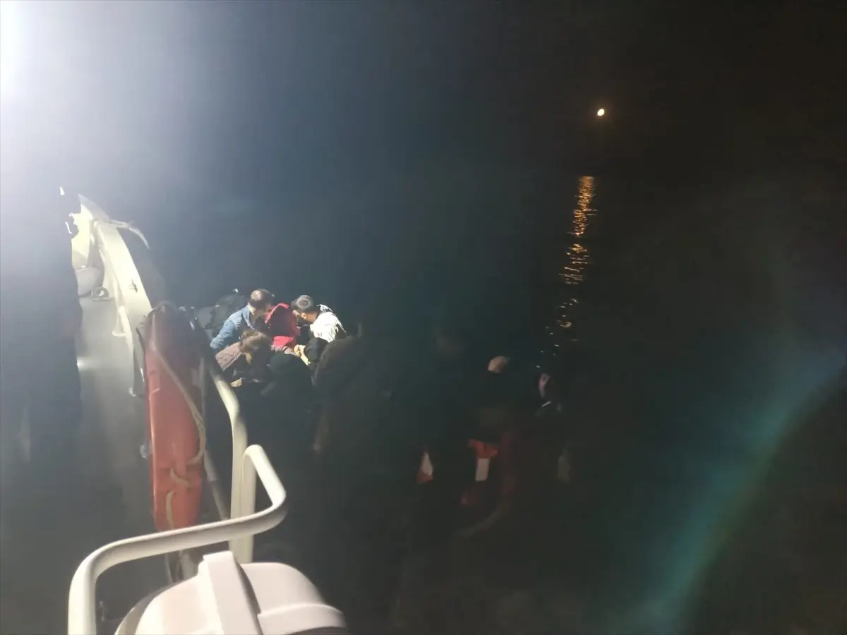 Ayvalık'ta 43 Düzensiz Göçmen Yakalandı