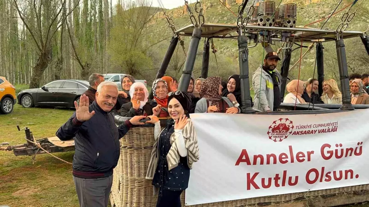 Aksaray'da Anneler Günü Kutlaması