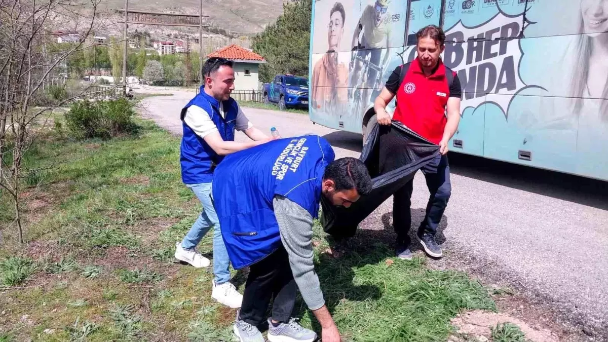Bayburt'ta 'Orman Benim' Etkinliği Düzenlendi