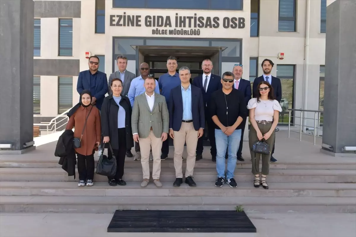 Ezine'de Atık Su Tesisine Kredi Onayı Toplantısı