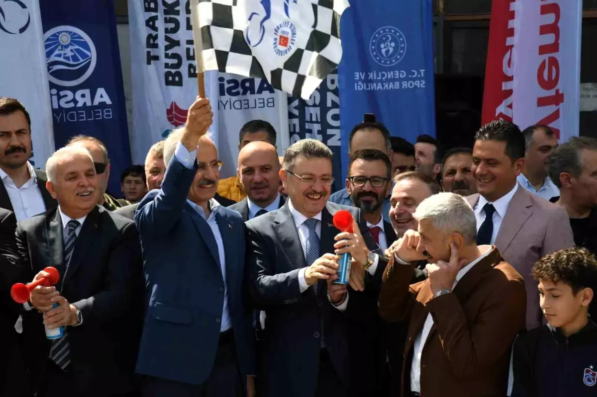 Türkiye Kupası 4. Etap Yol Yarışı Arsin'de Başladı