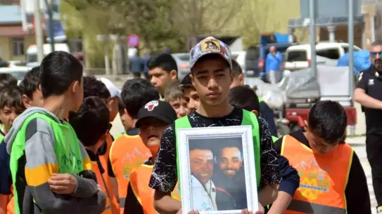Usta Ailesi İçin Anma Yürüyüşü