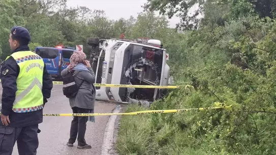 Sinop'ta Otobüs Kazası: 18 Yaralı