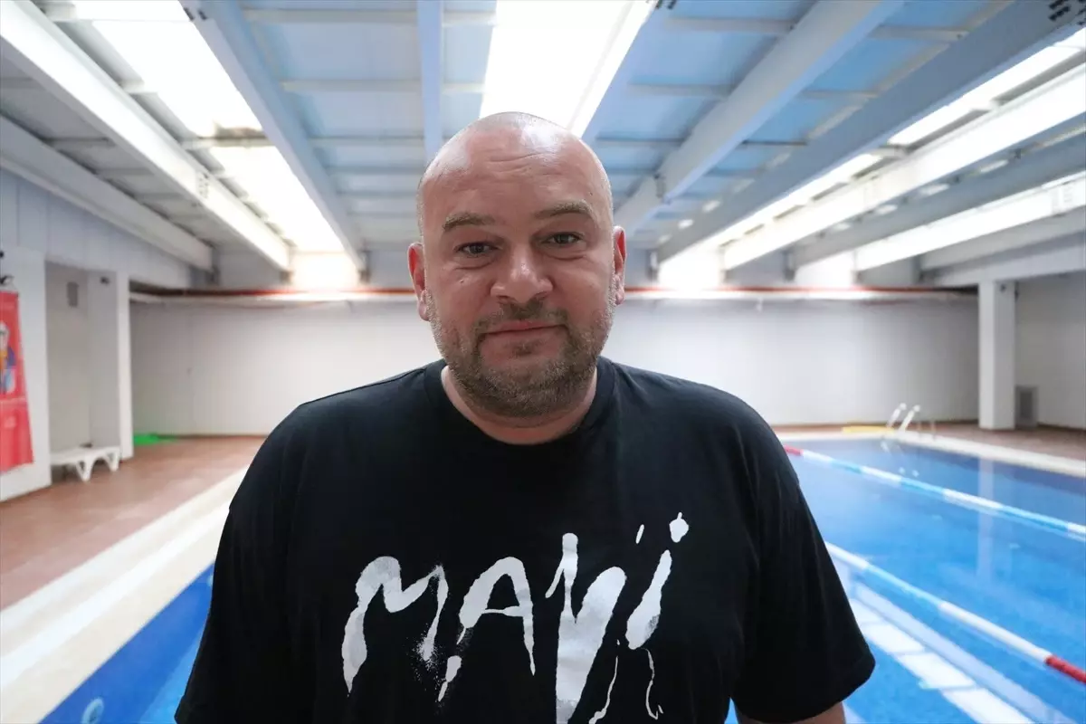 Yüzme ile Sosyalleşen Yunus Emre, 15 Madalya Kazandı