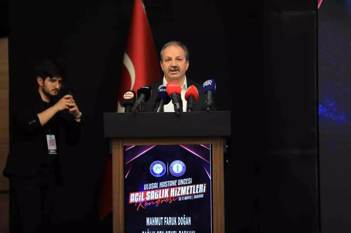 Acil Sağlık Hizmetleri Kongresi Ankara'da Başladı