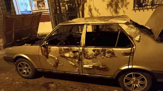 Manisa'da Araçlara Zarar Veren Şahıs Gözlem Altına Alındı