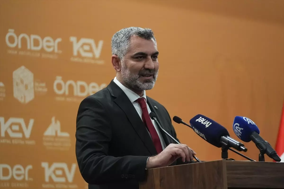 İstanbul'da İslami İlimler Çalıştayı Başladı