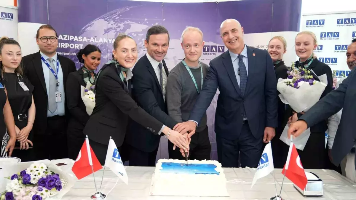 Gazipaşa Havalimanı'nda Copenhagen Air Taxi Seferleri Başladı