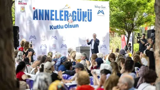 Vahap Seçer: "Kadınların aşamayacağı hiçbir engel yok"