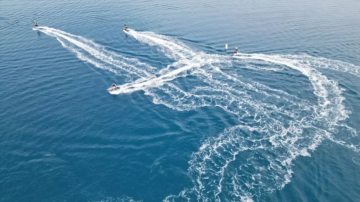 Bodrum'da Su Sporları Şampiyonası Başladı