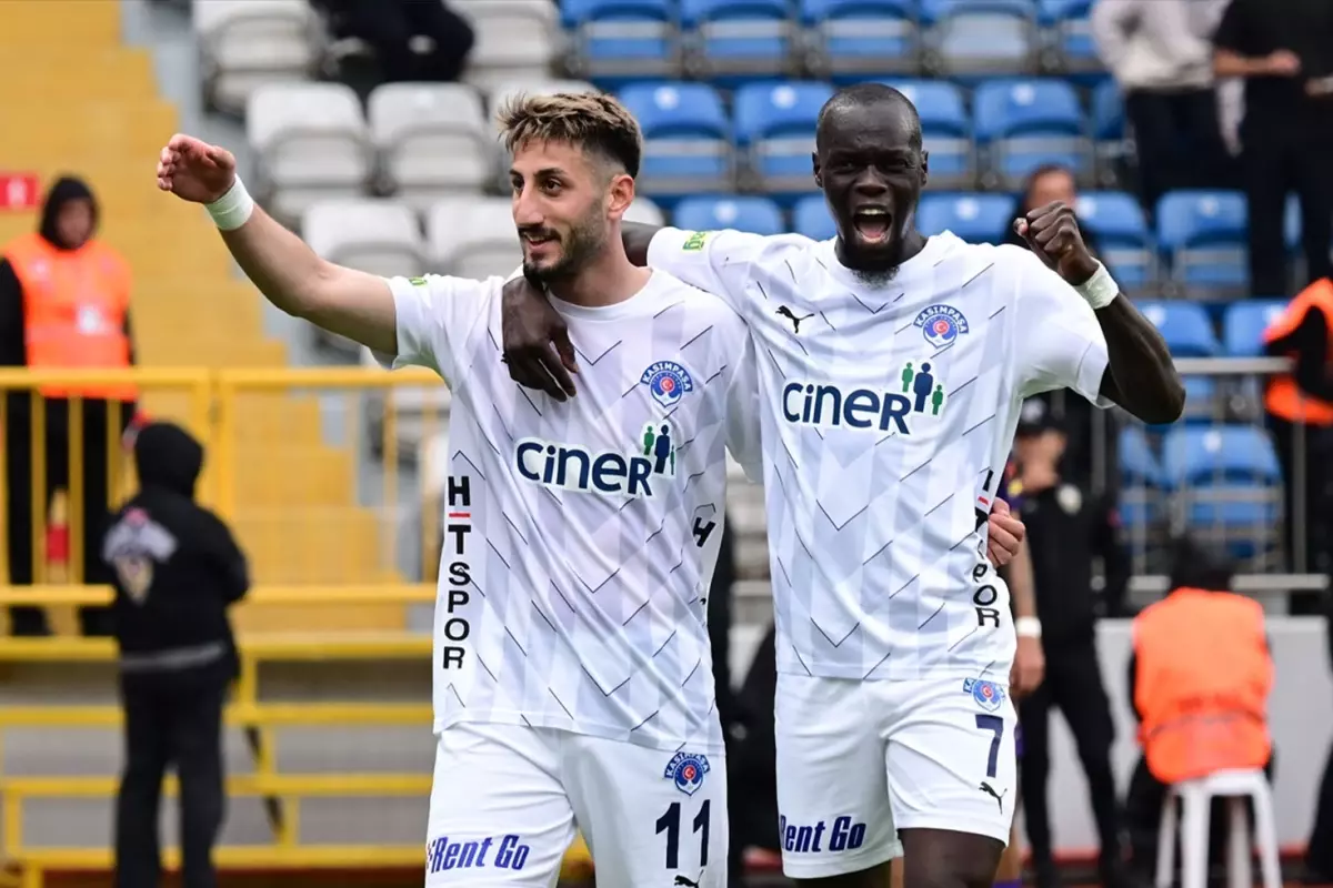 Burak Yılmazlı Kasımpaşa, Arda Turanlı Eyüpspor'a şans tanımadı